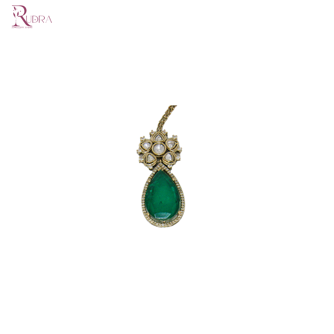 Regalia of Queens Necklace Set