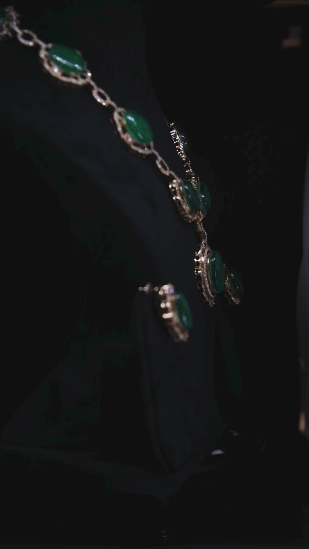 Mughal Mahal Necklace Set