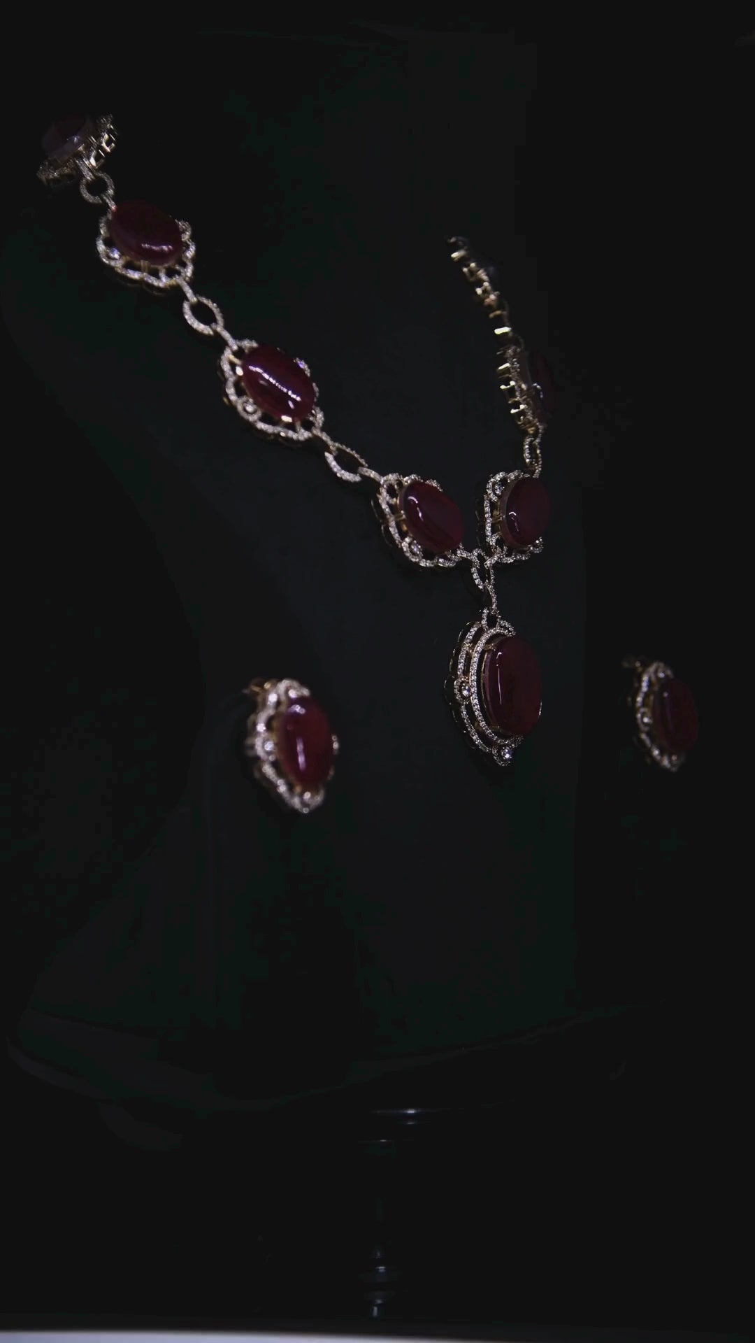 Mughal Mahal Necklace Set