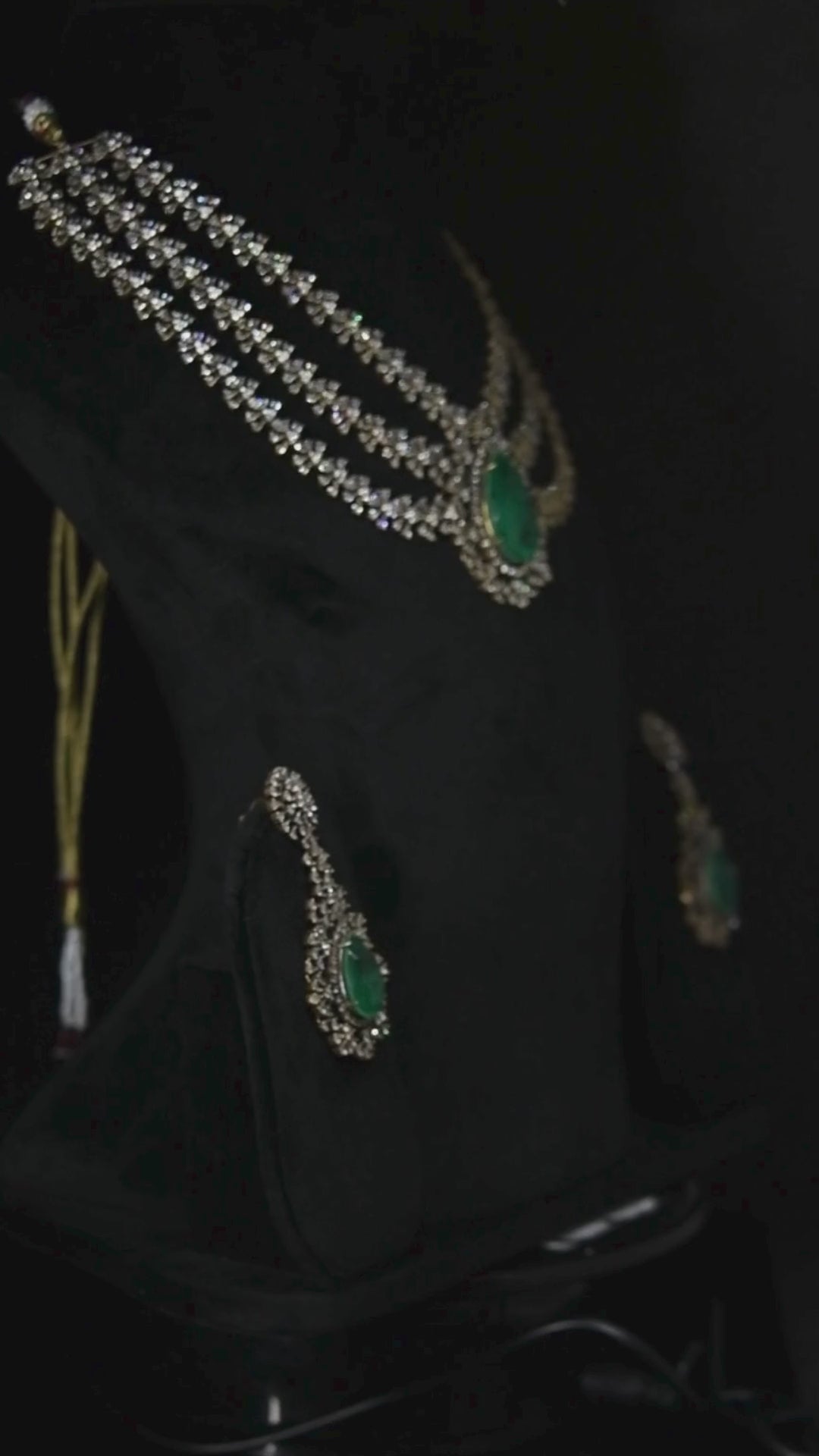 Regal Emerald Majesty Set