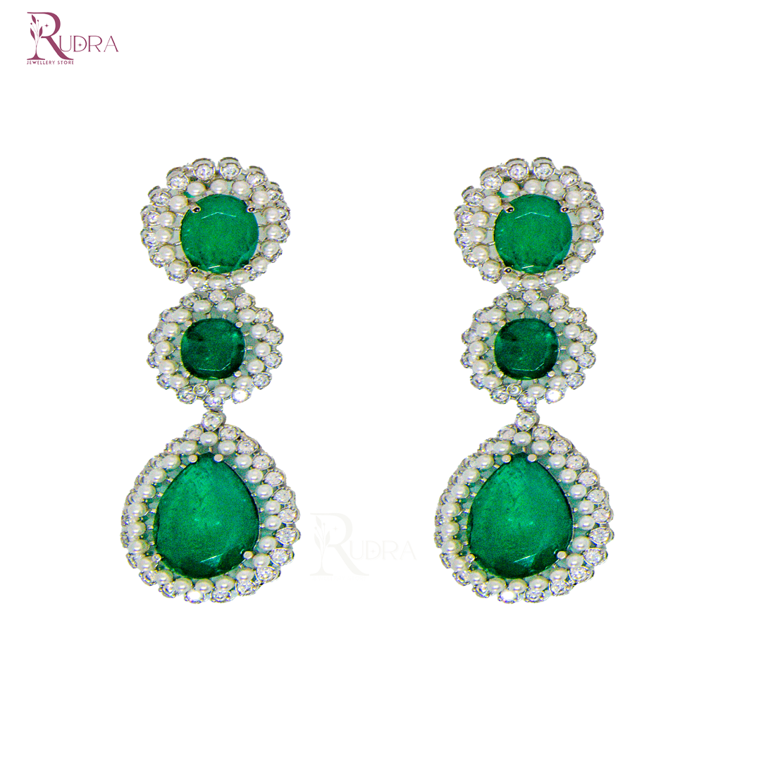Emerald and Pearl Double Choker Set