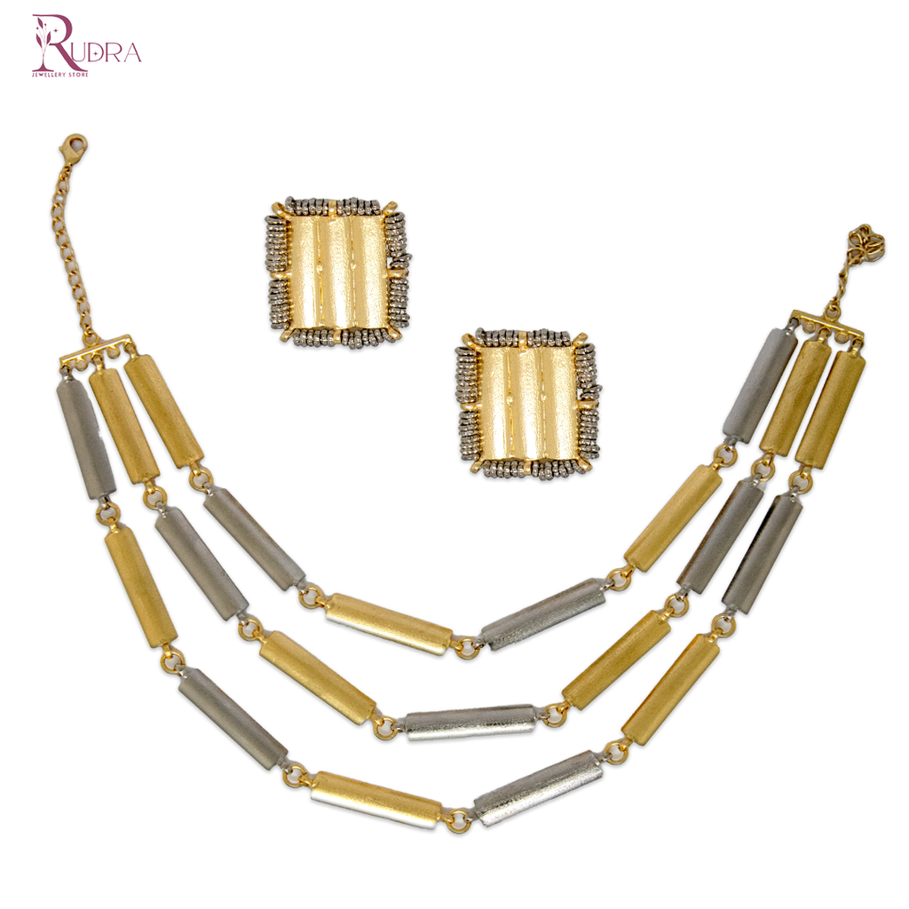 Modern Harmony Layered Necklace Set