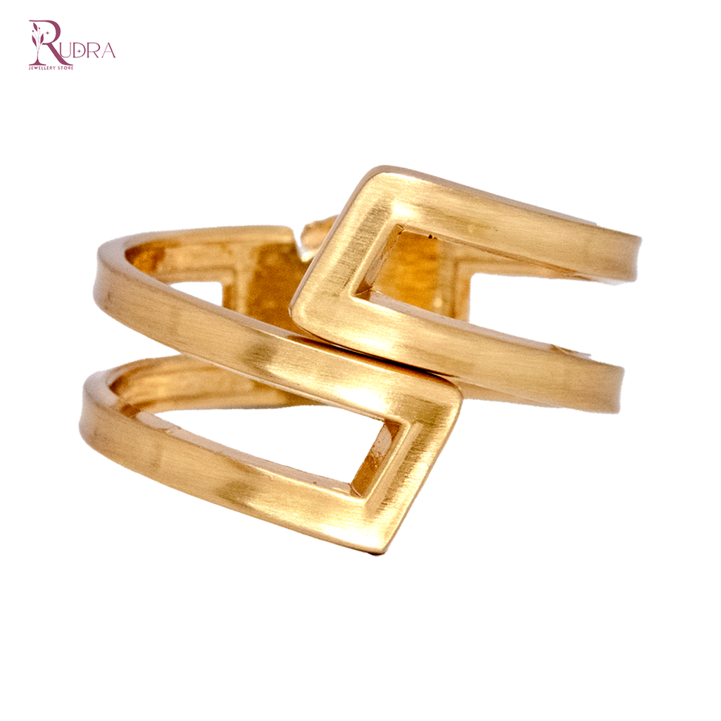 Geometric Gold Vermeil Cuff Bracelet – Bold, Modern, and Stylish