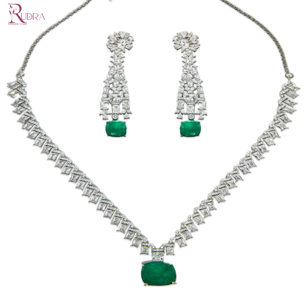 Classic Emerald Drop Set