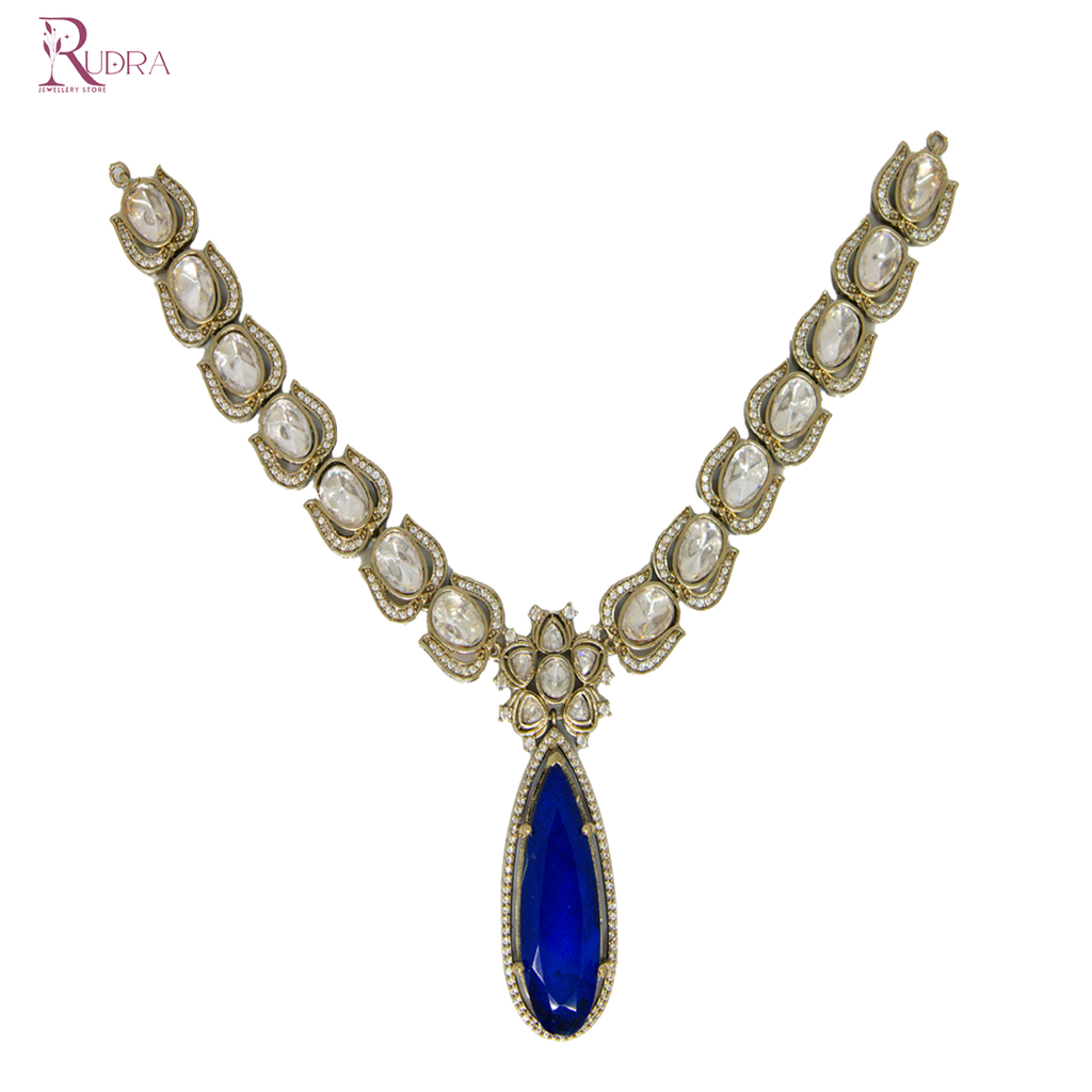Regalia of Queens Necklace Set