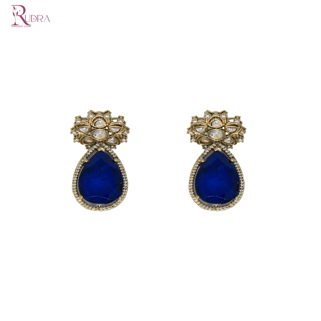 Regalia of Queens Necklace Set