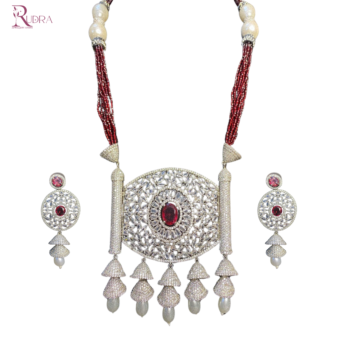 The Scarlet Heritage Set
