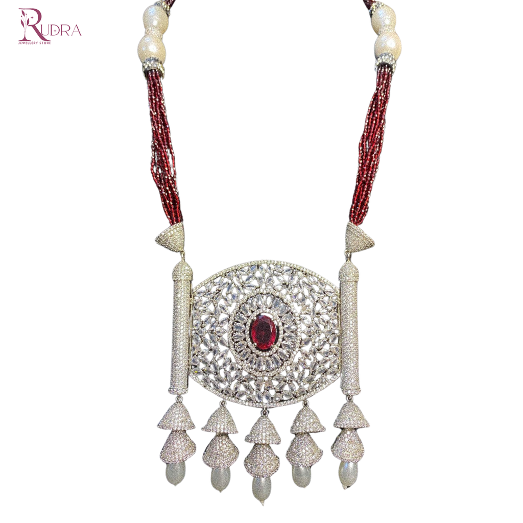 The Scarlet Heritage Set