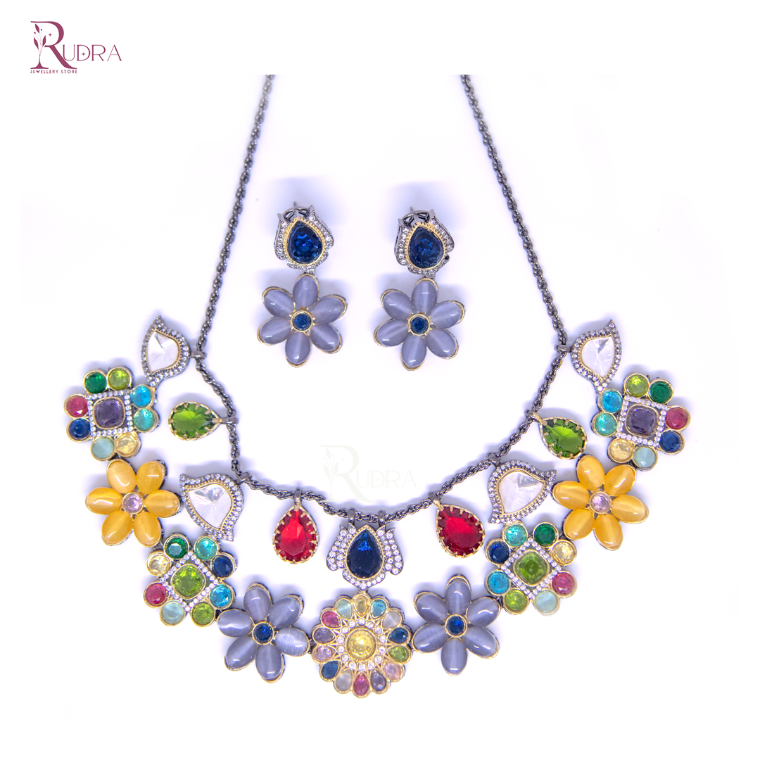 The Blossom Necklace Set