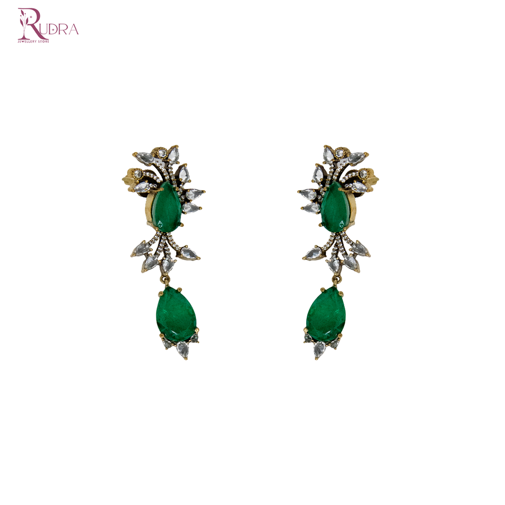 Emerald Elegance Necklace Set