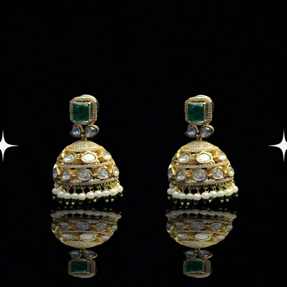 Regal Kundan & Emerald Necklace Set