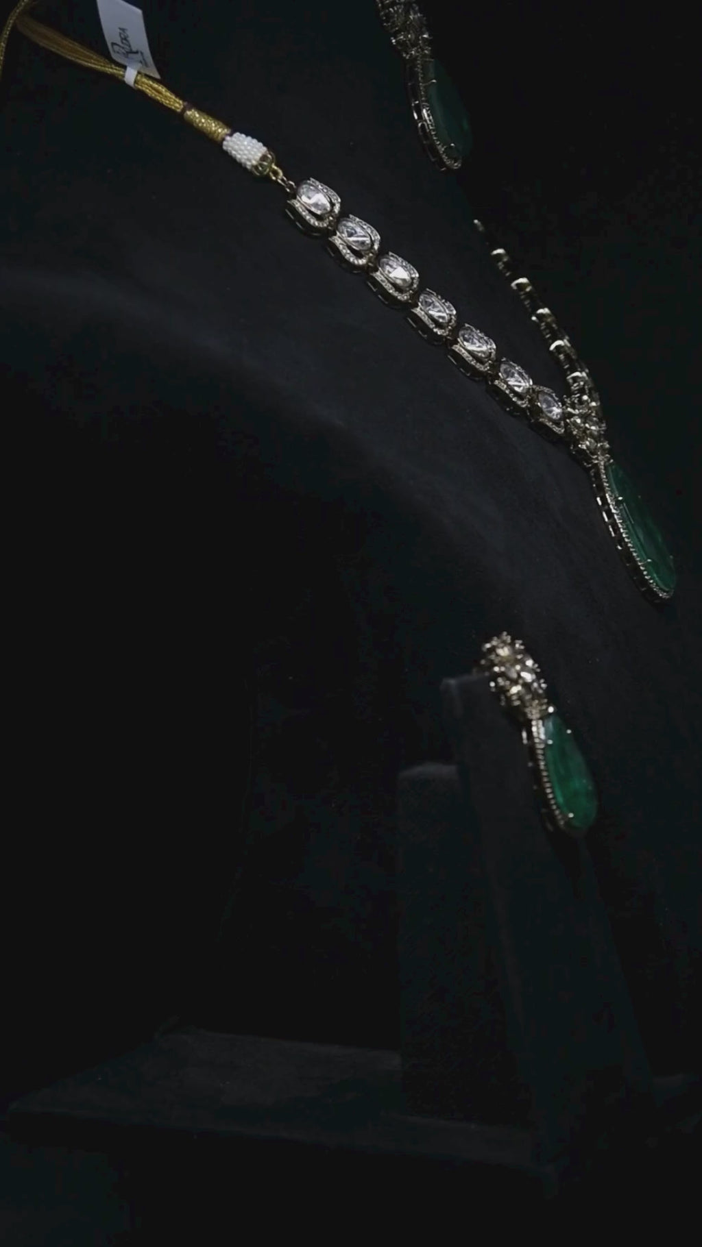 Regalia of Queens Necklace Set