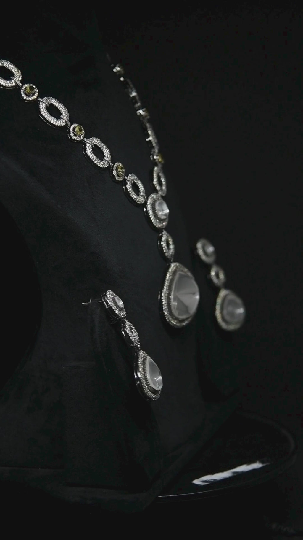 Rajputana Polki Cut Pendant Set