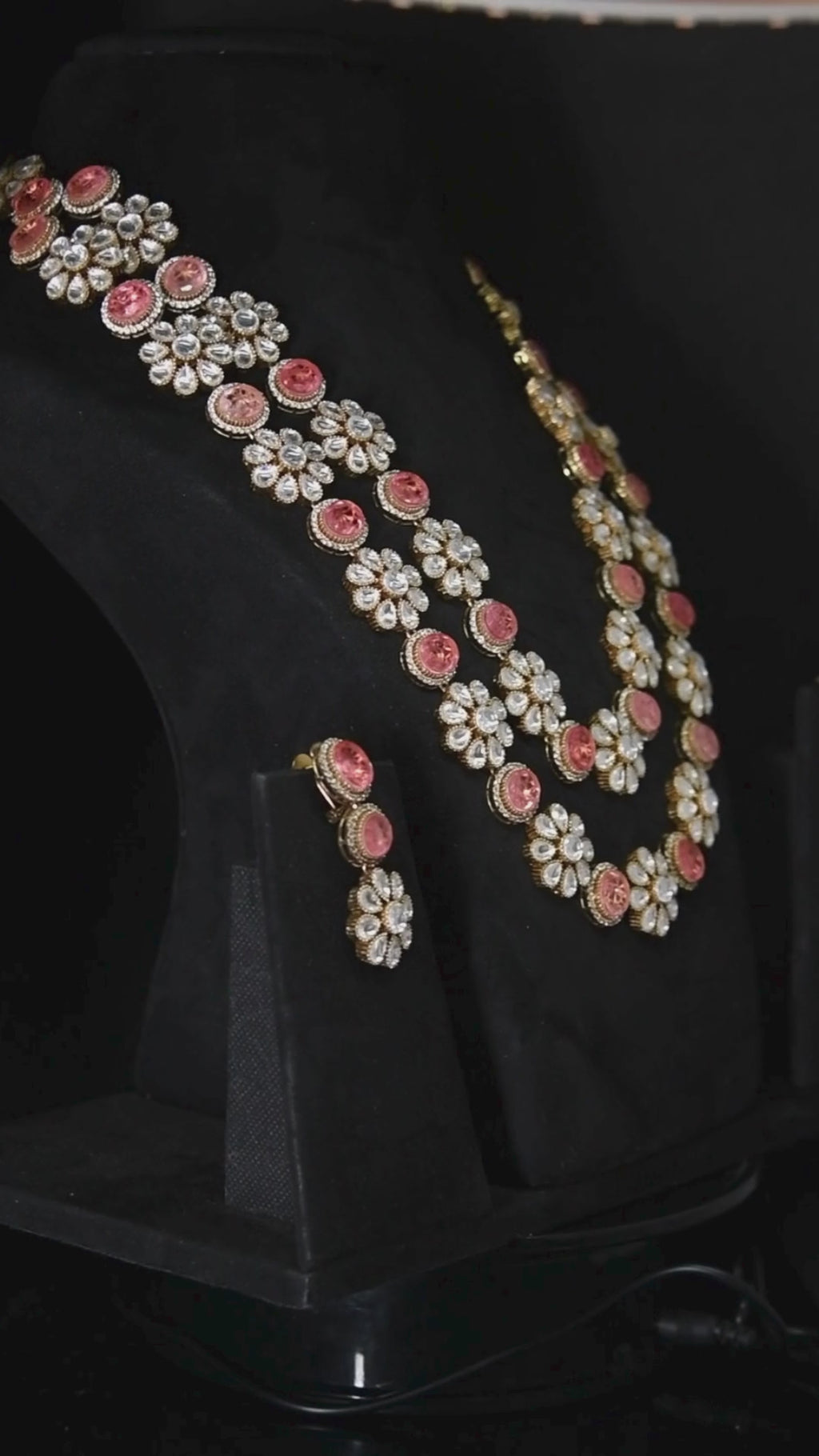 The Maharani’s Radiance Necklace Set