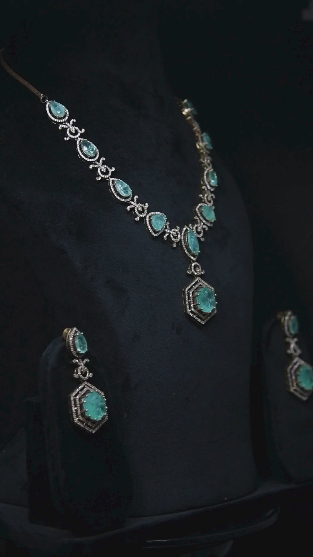 Emerald Elegance Set