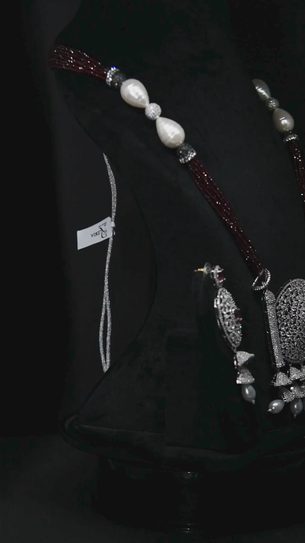 The Scarlet Heritage Set