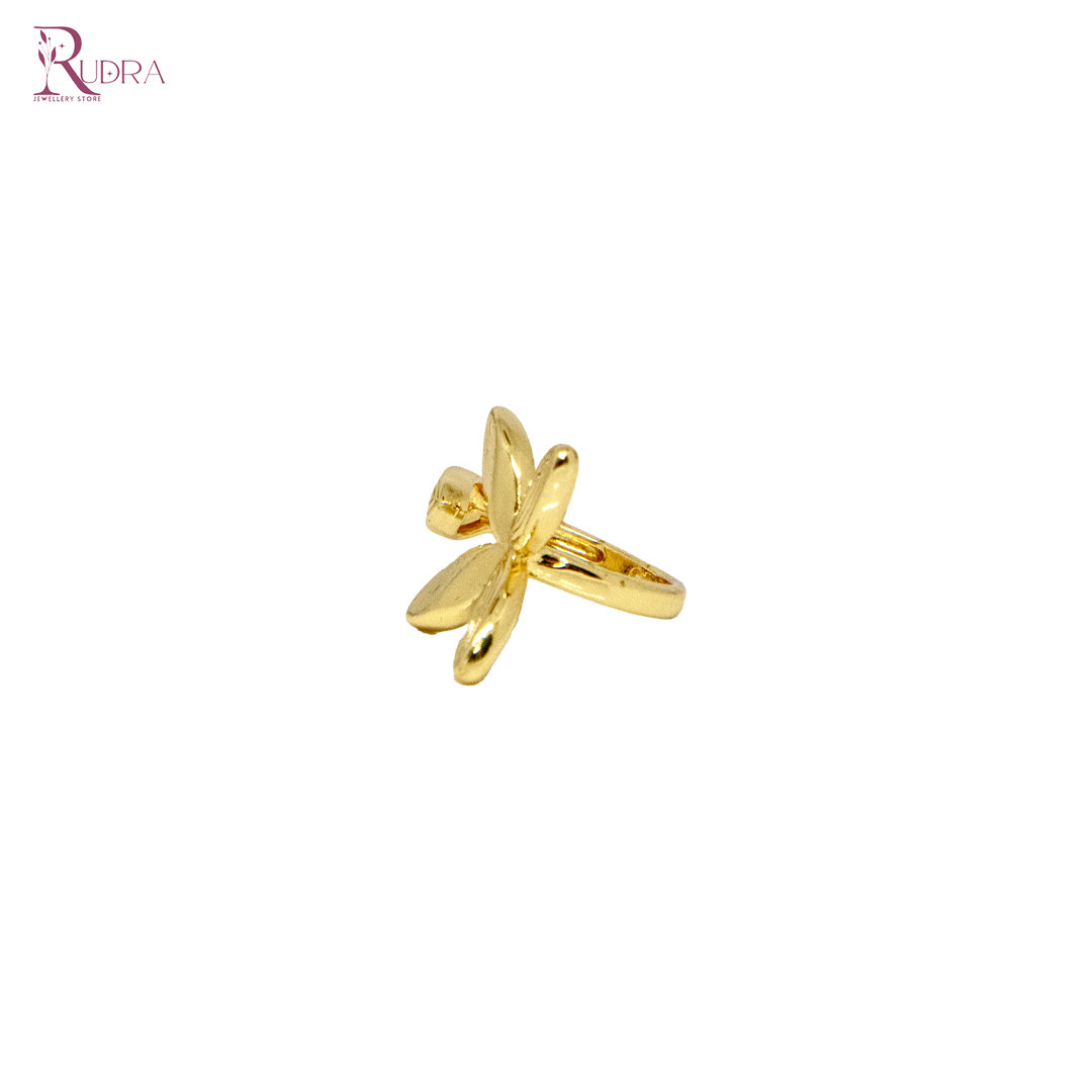 "Adjustable ring in gold platting for everyday wear in flower design" 